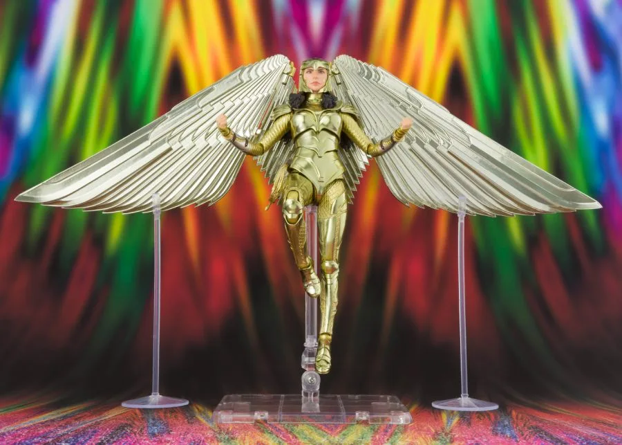 <b>WONDER WOMAN GOLDEN ARMOR (WW84)</b><br>SH FIGUARTS - Imagen 4